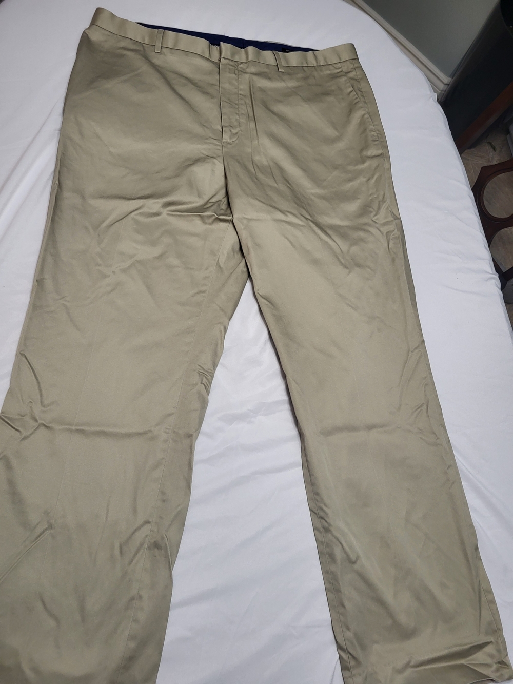 Banana Republic Men's Chinos in Khaki Tan